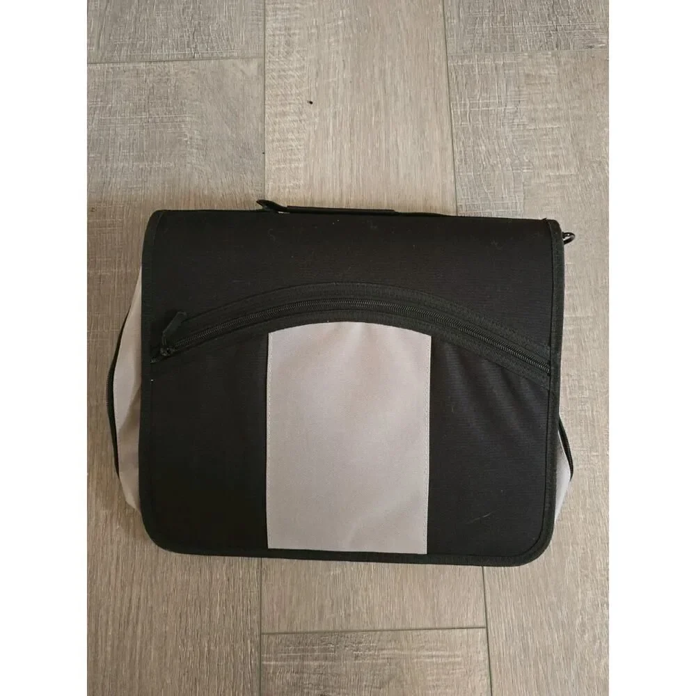 Moko Zipper Binder